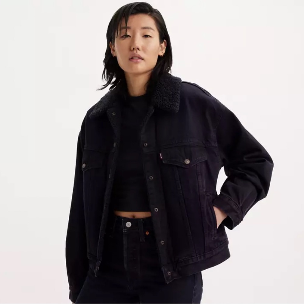 Levi’s Premium Sherpa Trucker Jacket